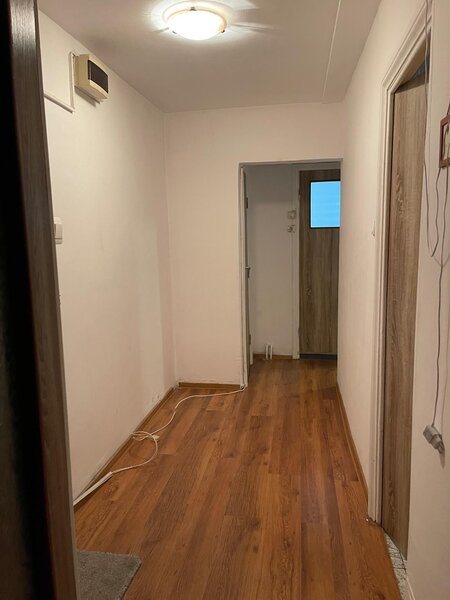 Obor, Mosilor, in plan secund, langa Scoala 307, metroul la 2min.